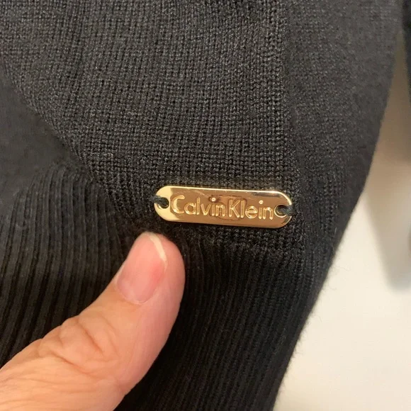 Calvin Klein Turtleneck Sweater Women’s, Black & White Color Block, Size Large - Picture 4 of 10